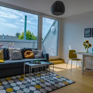  Apartment Maureen Lovely 2 Bedroom Unit With Community Pool Österreich